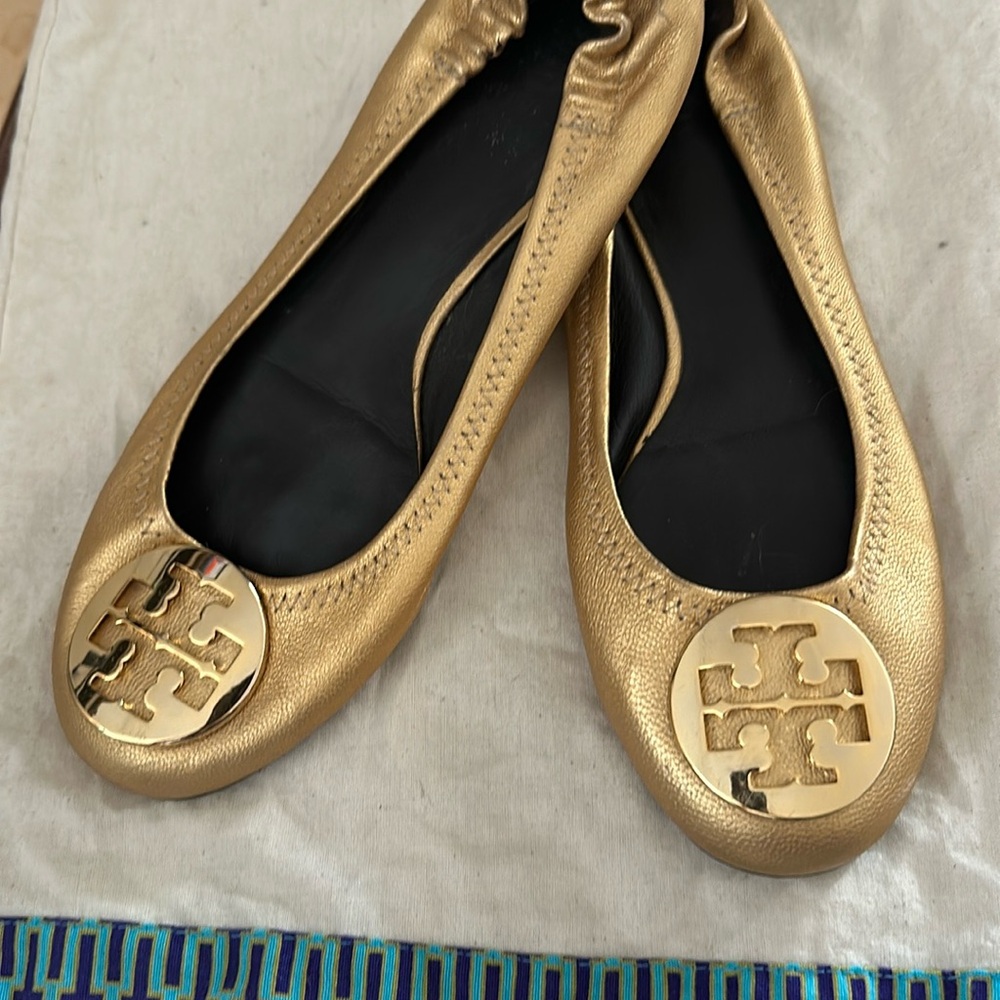 Tory Burch Gold Minnie Flats S8